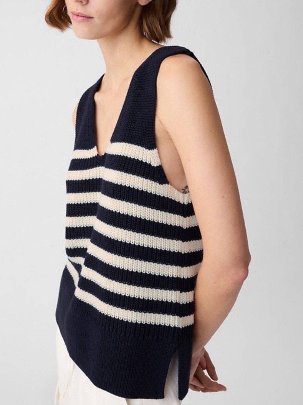 NWOT Gap sweater vest size XXS